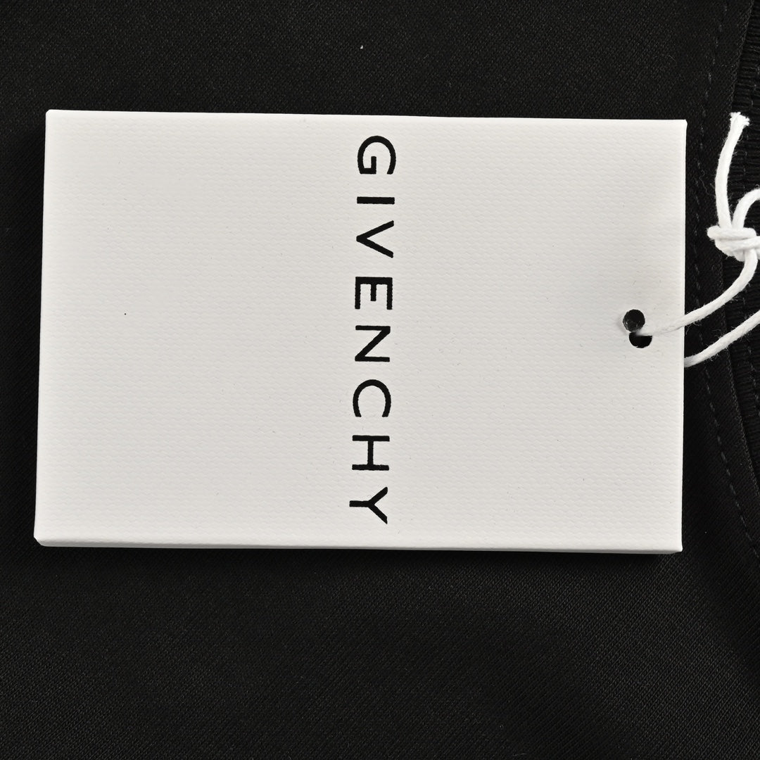 Givenchy T-shirt '24ss'