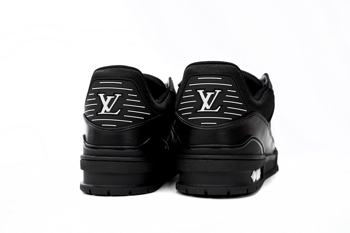 Louis Vuitton Trainer ‘All Black Embossing'