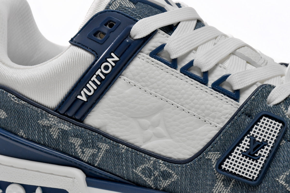 Louis Vuitton Trainer ‘All Blue Embossing'