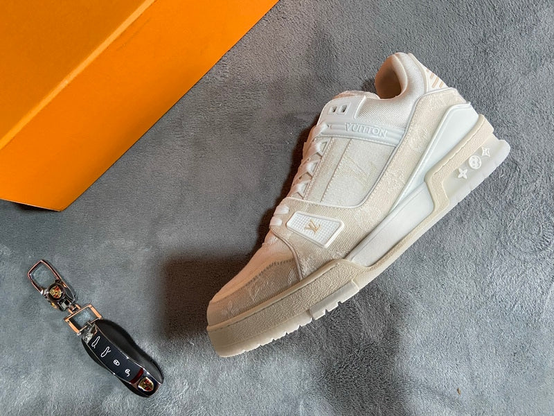 Louis Vuitton Trainer ‘White Denim'