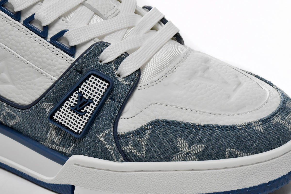 Louis Vuitton Trainer ‘All Blue Embossing'