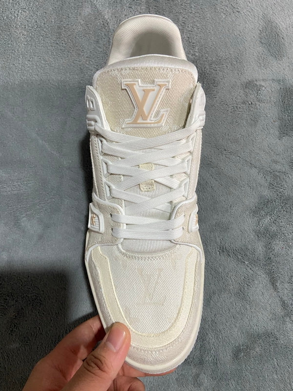 Louis Vuitton Trainer ‘White Denim'