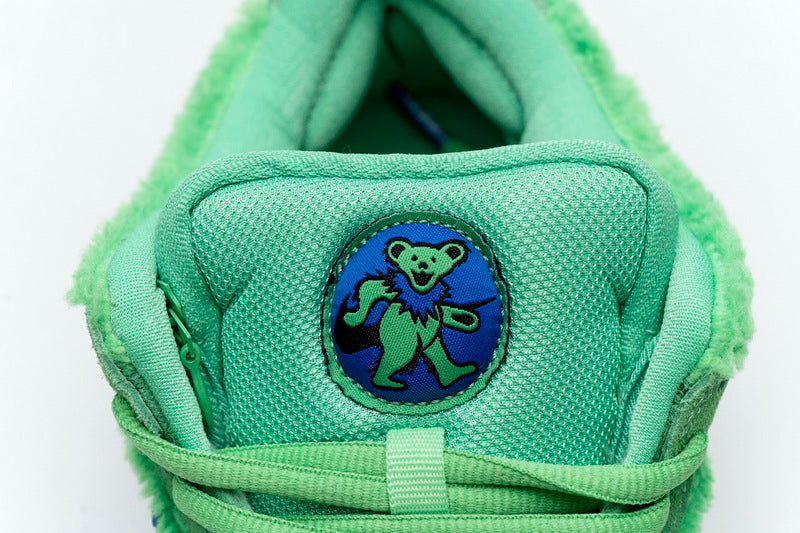 Nike SB Dunk x Grateful Dead 'Green Bear'