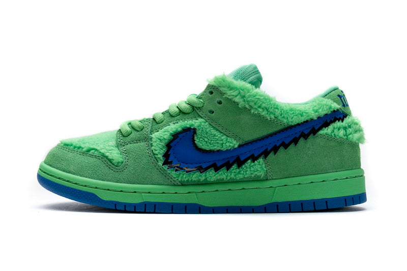 Nike SB Dunk x Grateful Dead 'Green Bear'