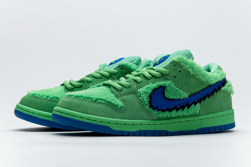 Nike SB Dunk x Grateful Dead 'Green Bear'