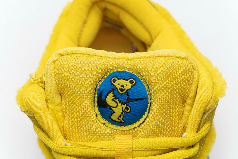 Nike SB Dunk x Grateful Dead 'Yellow Bear'